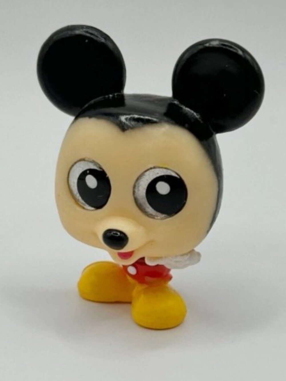 Series 4: Micky Arms Up Micky and Friends Disney Doorables